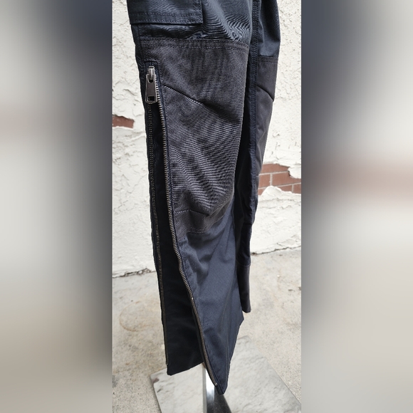 SMALL SHORT Delta Airlines Ground Crew Maintenance Insulated Overalls Bib Black - Picture 8 of 16